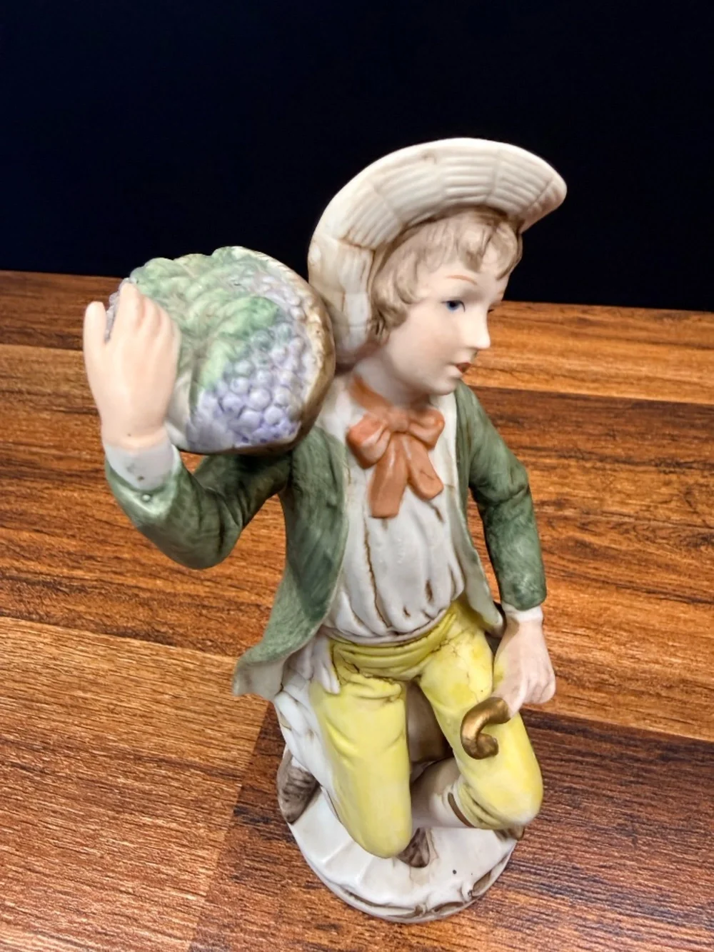 HOMCO Man with Basket of Grapes Figurine